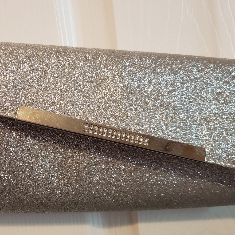 Handbag - Picture 2 of 4